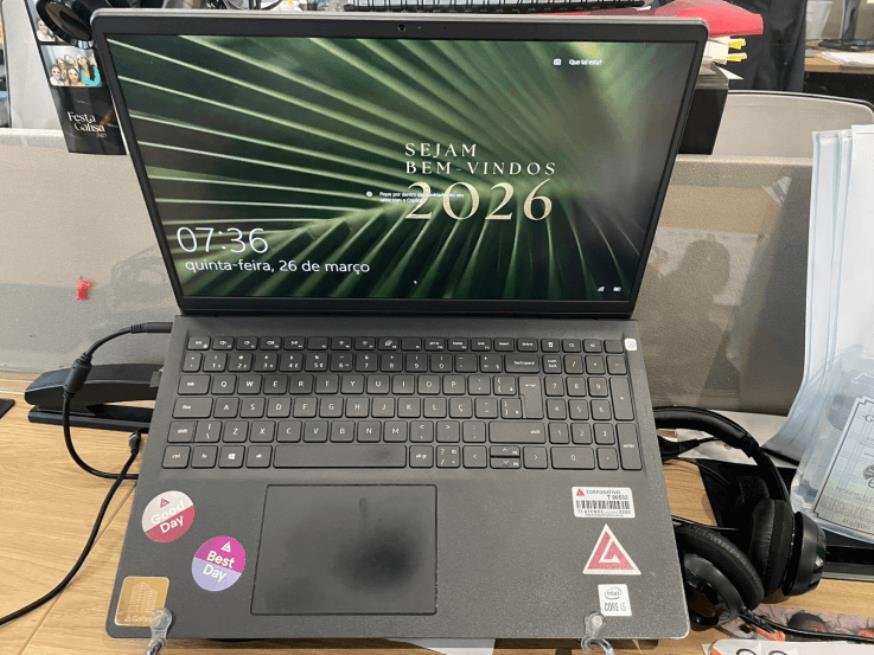 Foto ilustrativa 4 - 03 NOTEBOOKS DA MARCA DELL OU LENOVO