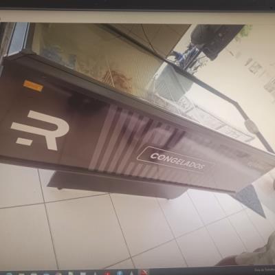 1º) LOTE 01: UMA CÂMARA FRIGORÍFICA REFRIMATE.