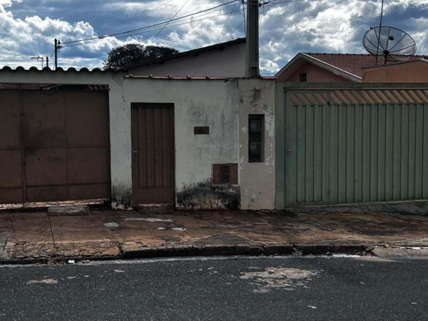 Foto ilustrativa 1 - 2 CASAS EM 1 LOTE