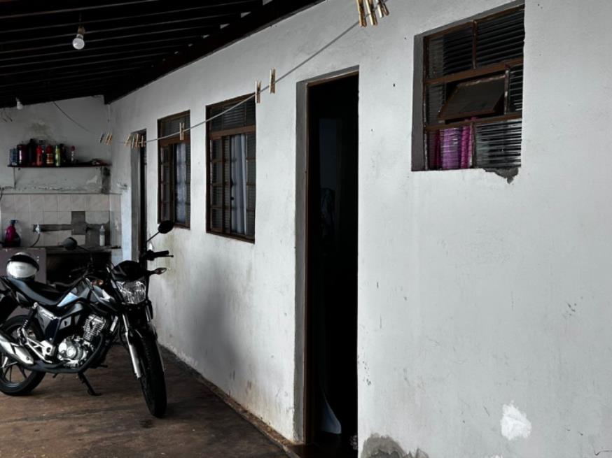 Foto ilustrativa 12 - 2 CASAS EM 1 LOTE