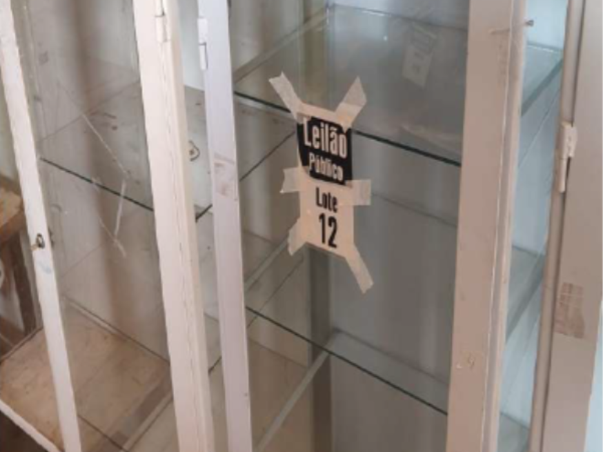 Foto ilustrativa 1 - 6 ARMÁRIOS / VITRINE