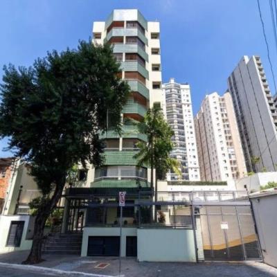 Apartamento com 102,325m² A.P., 165,031m² A.T.