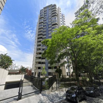 Apartamento com 166,74m² A.P., 311,702m² A.T.