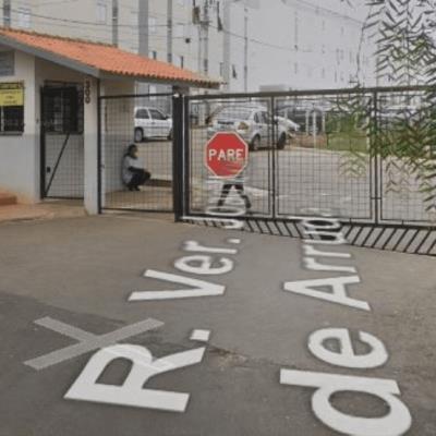 Apartamento com vaga de garagem