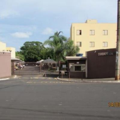 Apartamento com Vaga de Garagem