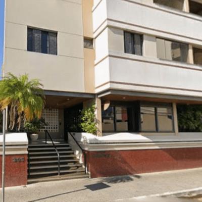 Apartamento com vaga de garagem