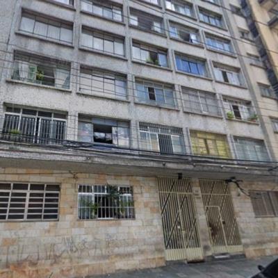 Apto – R. Oscar Cintra Gordinho, 223,  Liberdade