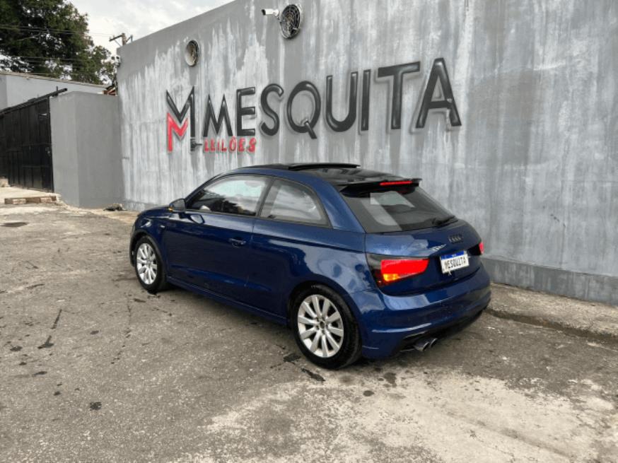 Foto ilustrativa 2 - AUDI A1 1.4 TFSI AT BLINDADA 2013 – AZUL – GASOLINA