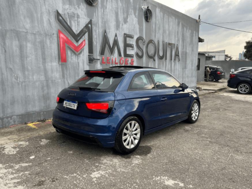 Foto ilustrativa 4 - AUDI A1 1.4 TFSI AT BLINDADA 2013 – AZUL – GASOLINA