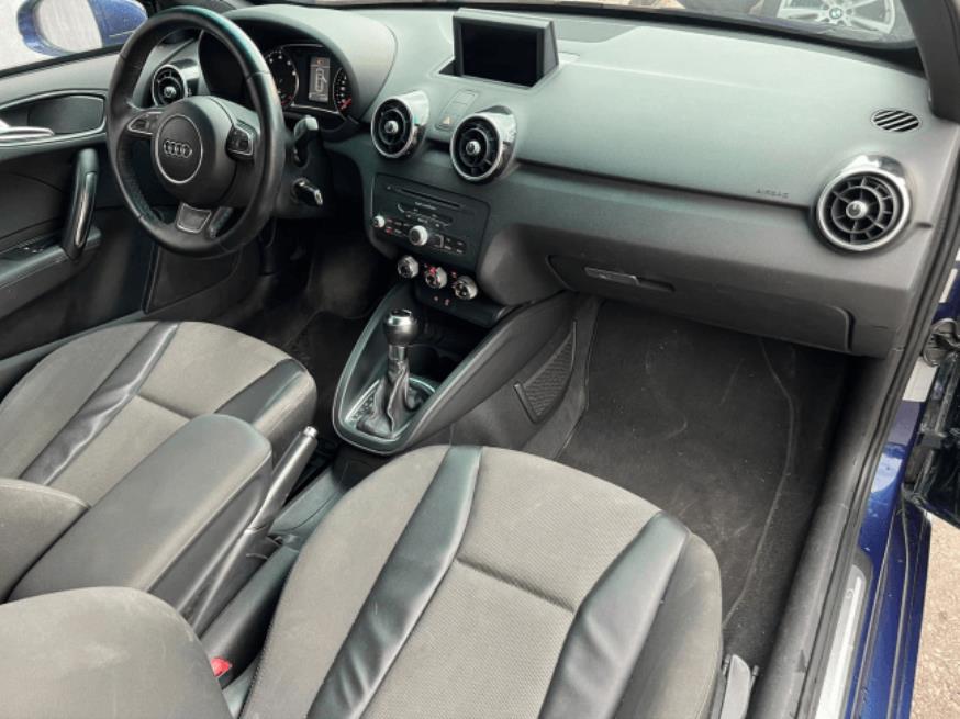 Foto ilustrativa 5 - AUDI A1 1.4 TFSI AT BLINDADA 2013 – AZUL – GASOLINA