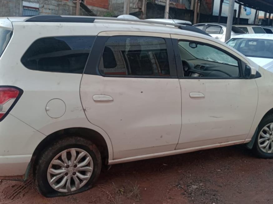 Foto ilustrativa 2 - AUTOMOVEL CHEV/SPIN 1.8L MT LTZ, ALCOOL/GASOLINA, BRANCA, 2018/2018, CHASSI: 9BGJC7520JB233342, RENAVAM: 01153331907, NO ESTADO EM QUE SE ENCONTRA.