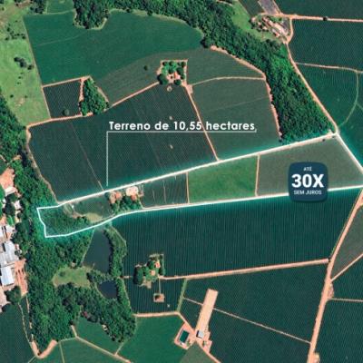 B) Gleba de terras | Terreno de 10,55 hectares
