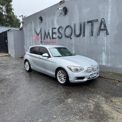 BMW 118IA 1.6 AUT 2015  – PRATA – GASOLINA