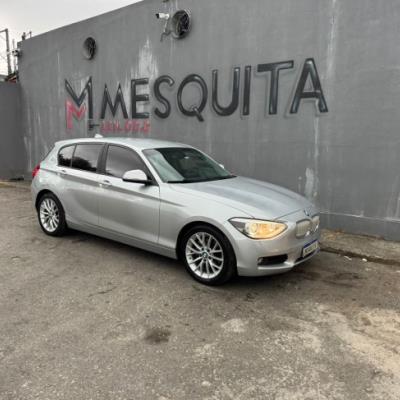 BMW 118IA 1.6 AUT 2015  – PRATA – GASOLINA