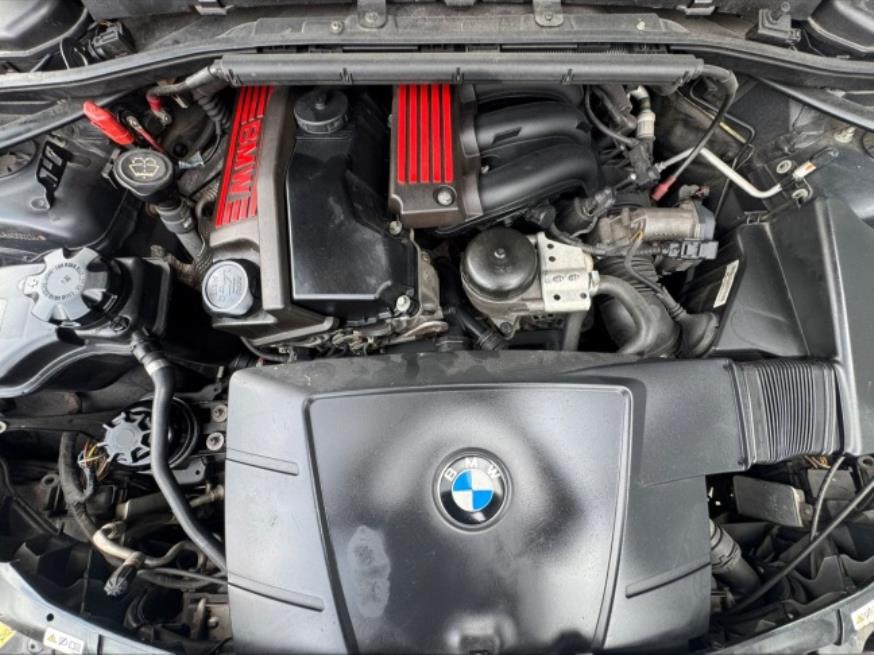 Foto ilustrativa 8 - BMW 320I 2008 – PRETO – GASOLINA