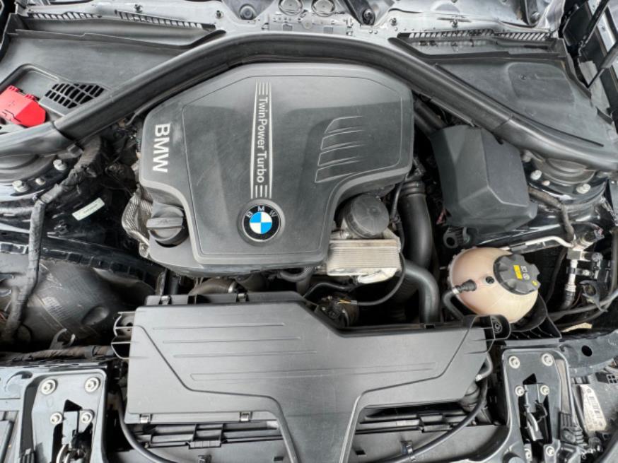 Foto ilustrativa 8 - BMW 320I ACTIVE FLEX 2016 – PRETA – FLEX