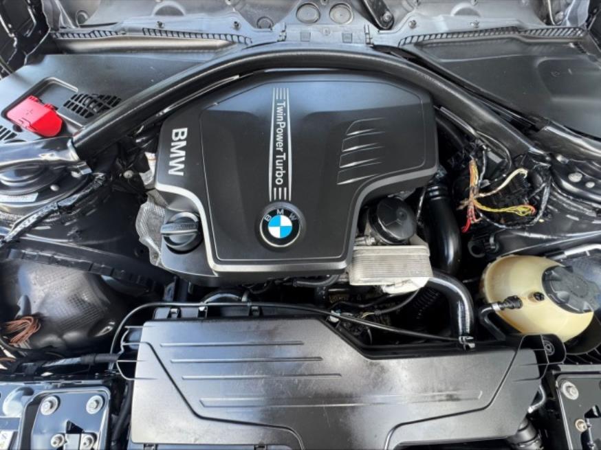 Foto ilustrativa 2 - BMW 328IA 3A51 2.0 AUT BLINDADO 2013 – PRETA – GASOLINA