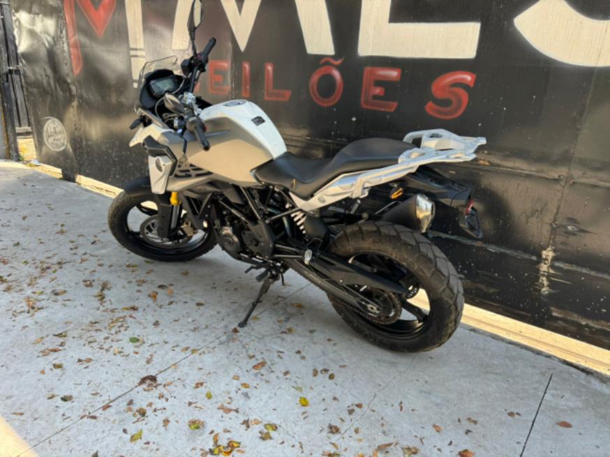 Foto ilustrativa 2 - BMW G310 GS 2021 – BRANCA – GASOLINA