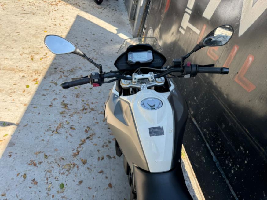 Foto ilustrativa 6 - BMW G310 GS 2021 – BRANCA – GASOLINA
