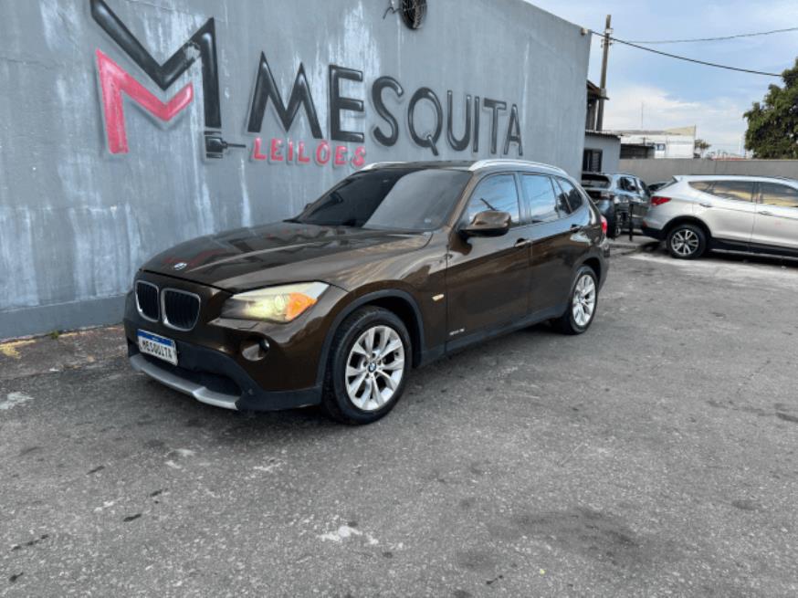 Foto ilustrativa 3 - BMW X1 SDRIVE 2011 – MARROM – GASOLINA
