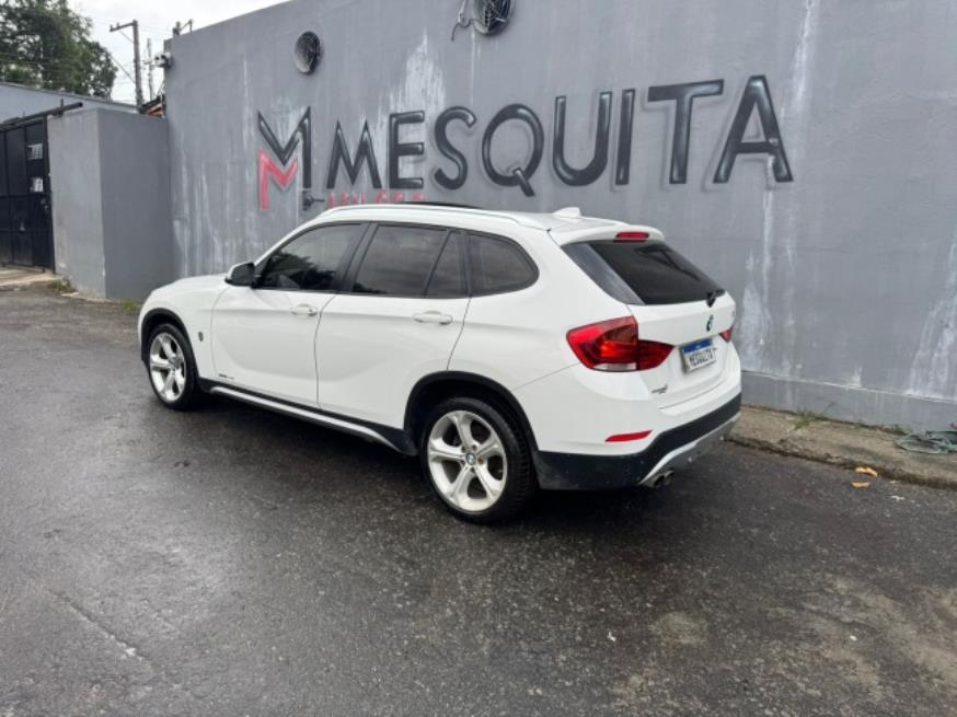 Foto ilustrativa 2 - BMW X1 SDRIVE 20I 2014 – BRANCA – GASOLINA