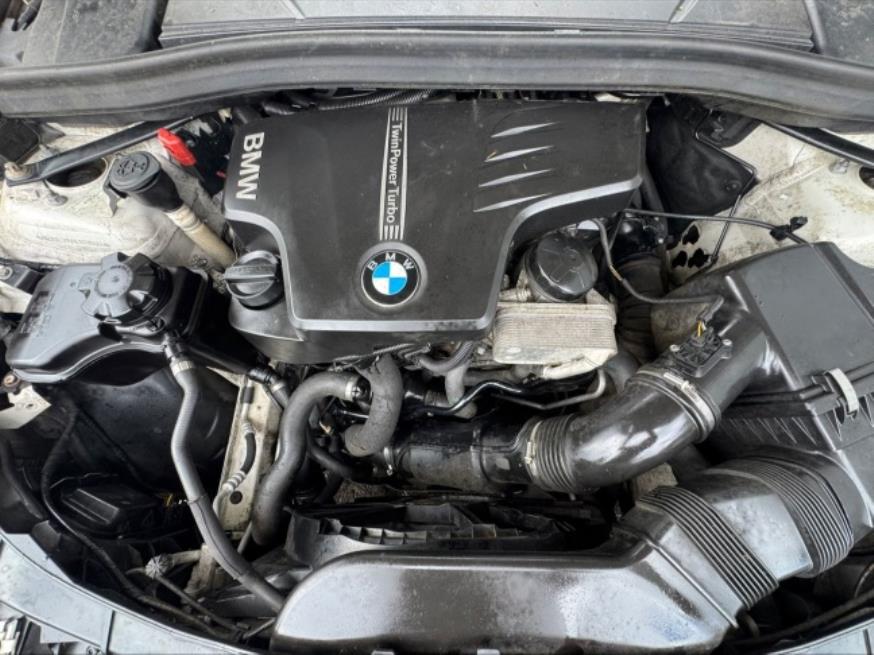 Foto ilustrativa 8 - BMW X1 SDRIVE 20I 2014 – BRANCA – GASOLINA