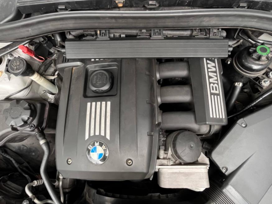 Foto ilustrativa 8 - BMW X1 XDRIVE 28i 3.0 2011 BLINDADO – PRATA – GASOLINA