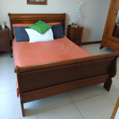 CAMA TRENÓ DE CARVALHO AMERICANO – TAMANHO QUEEN