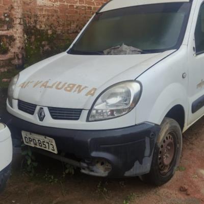 CAMIONETA, I/RENAULT KGOO RONTAN AMB, BRANCA, 2013/2014, ALCOOL/GASOLINA, CHASSI: 8A1FC1415EL609525, RENAVAM: 00533928800, NO ESTADO EM QUE SE ENCONTRA.