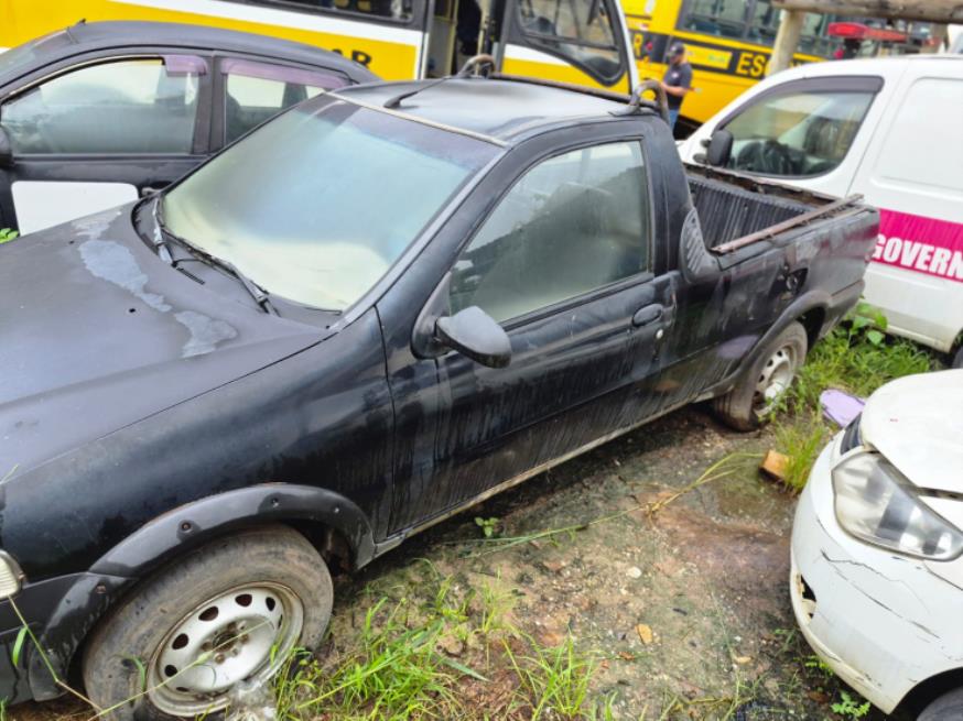 Foto ilustrativa 2 - CAR/CAMINHONETE/C. ABERT, FIAT/STRADA FIRE, PRETA, GASOLINA, 2004/2005, CHASSI: 9BD27801052434748, RENAVAM: 845468669, NO ESTADO EM QUE SE ENCONTRA.