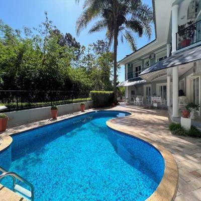CASA c/ 421m² – COND. SÃO PAULO II (Granja Viana)