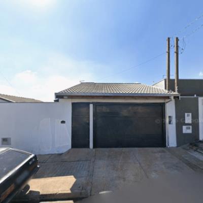 Casa com 43,74m² em terreno de 200m²