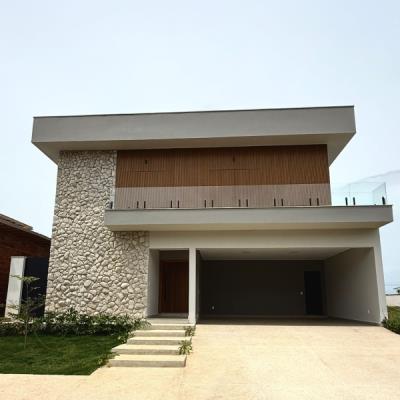 CASA EM CONDOMINIO