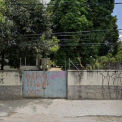 Casa na Avenida Dr. José Rufino, 2393, Bairro de Areias, freguesia dos Afogados. – SR