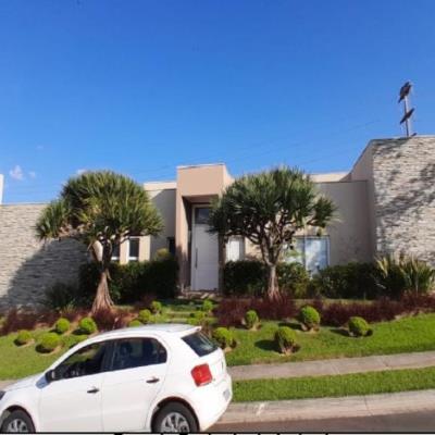 Casa nº 260, na Rua do Flautim, Residencial Parque das Araucárias, Distrito de Sousas, Campinas/SP, com 457,93 m2 de área construída e terreno com área de 1.005,00m2
