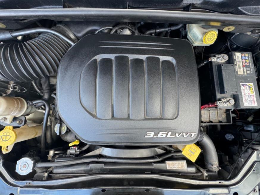 Foto ilustrativa 4 - CHRYSLER TOWN & COUNTRY TOURING BLINDADO 2012- PRETA – GASOLINA