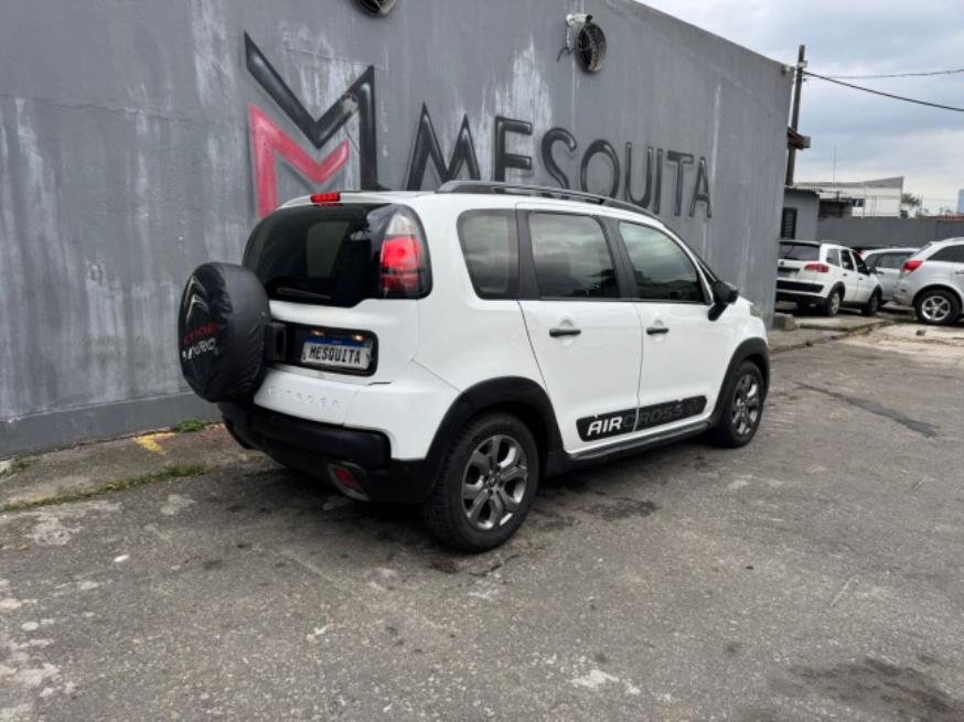 Foto ilustrativa 4 - CITROEN AIRCROSS SHINE 1.6 2017 – BRANCA – FLEX
