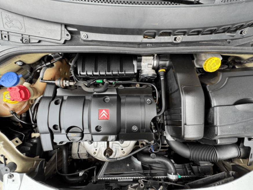 Foto ilustrativa 8 - CITROEN C3 EXCLUSIVE 2011 – PRATA – FLEX