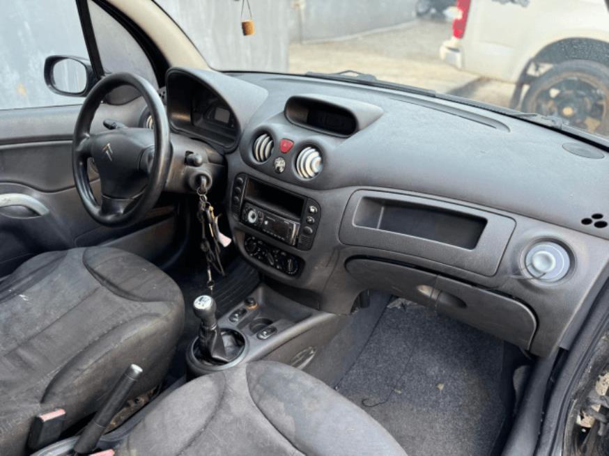 Foto ilustrativa 5 - CITROEN C3 GLX 1.4 2008 – PRETA – FLEX