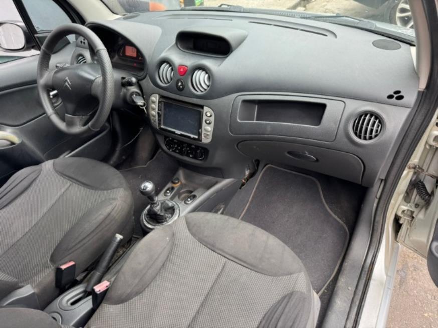 Foto ilustrativa 5 - CITROEN C3 GLX 1.4 2009 – PRATA – FLEX