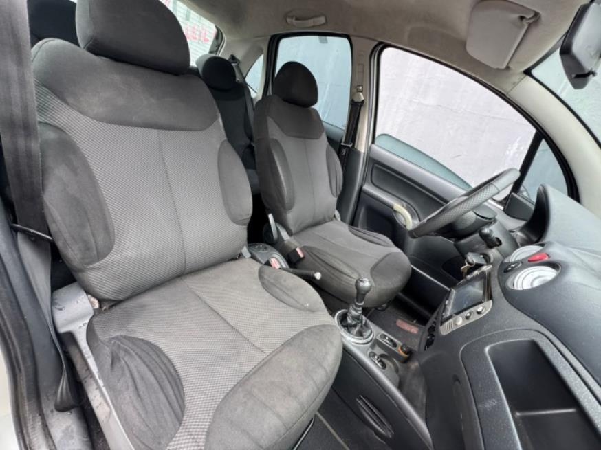 Foto ilustrativa 6 - CITROEN C3 GLX 1.4 2009 – PRATA – FLEX