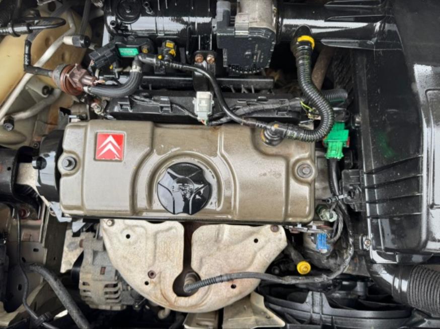 Foto ilustrativa 8 - CITROEN C3 GLX 1.4 2009 – PRATA – FLEX