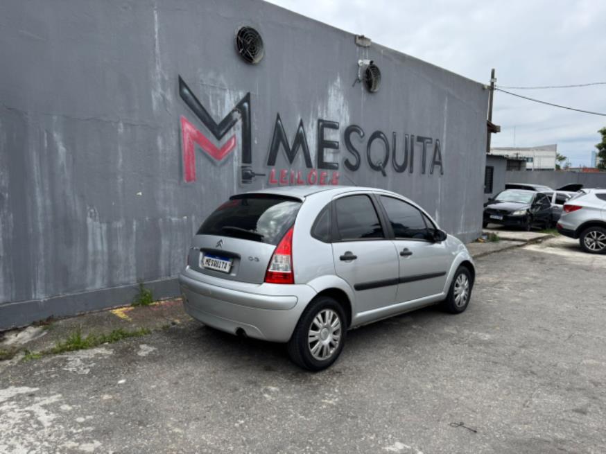 Foto ilustrativa 4 - CITROEN C3 GLX 1.4 2011 – PRATA – FLEX