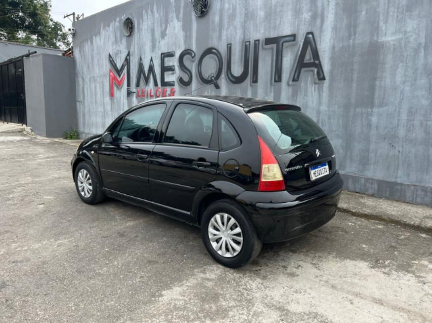 Foto ilustrativa 2 - CITROEN C3 GLX 2006 – PRETO – GASOLINA