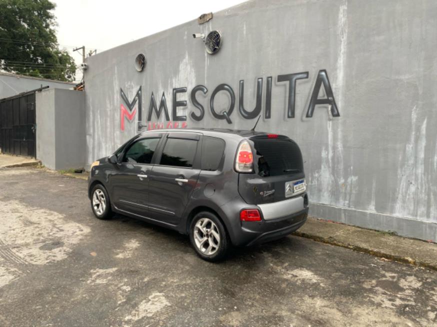 Foto ilustrativa 62 - CITROEN C3 PICASSO GLX  2013 – CINZA – FLEX