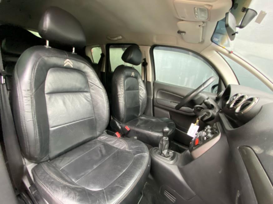 Foto ilustrativa 8 - CITROEN C3 PICASSO GLX  2013 – CINZA – FLEX