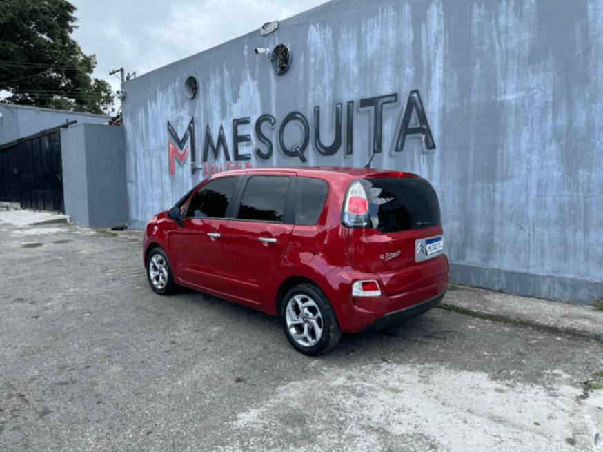 Foto ilustrativa 2 - CITROEN C3 PICASSO GLX  2013 – VERMELHO – FLEX