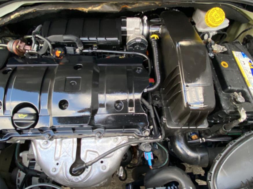 Foto ilustrativa 5 - CITROEN C4 CACTUS FEEL 1.6 2022 – CINZA – GASOLINA