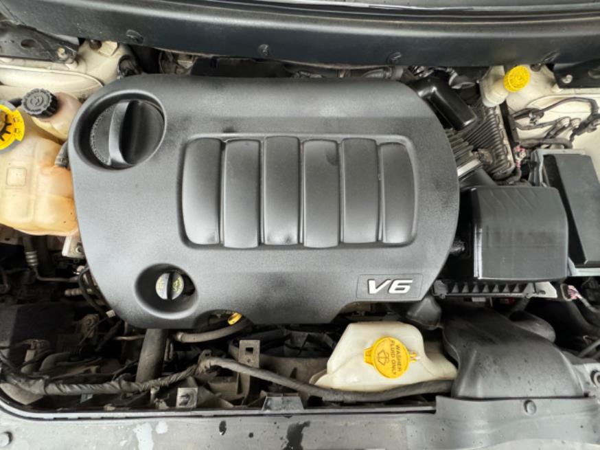 Foto ilustrativa 9 - DODGE JOURNEY RT 3.6 AT 2017 – BRANCA – GASOLINA