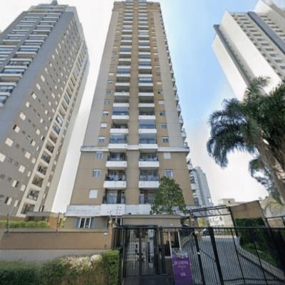 DOMÍNIO ÚTIL sobre Apartamento de 60,610m² A.P., 100,108m² A.T.